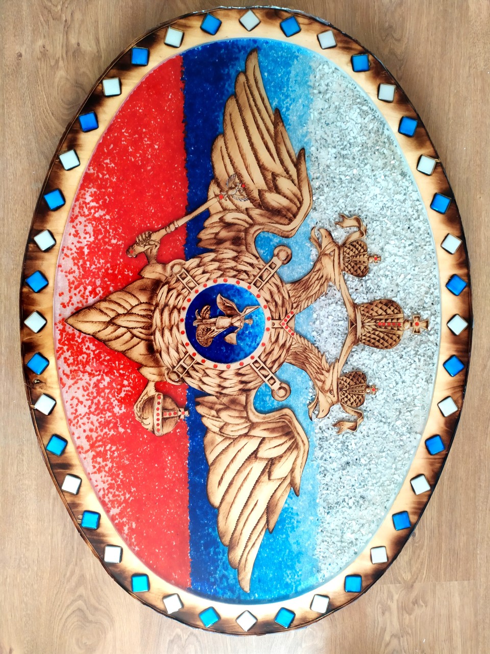 Столик для главного