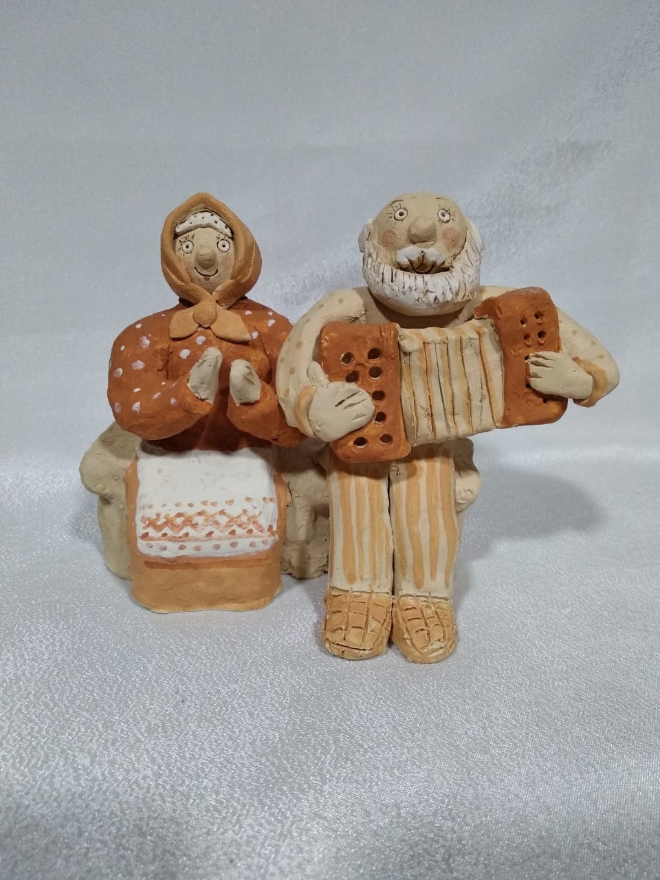 Без песен мир тесен